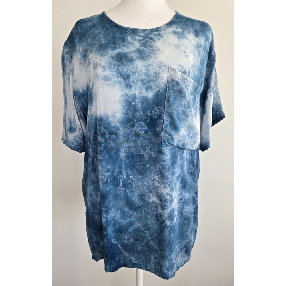 Handmade TieDye T shirt Blue and White Cloud-like Front Pocket Boxy Sheer Cotton